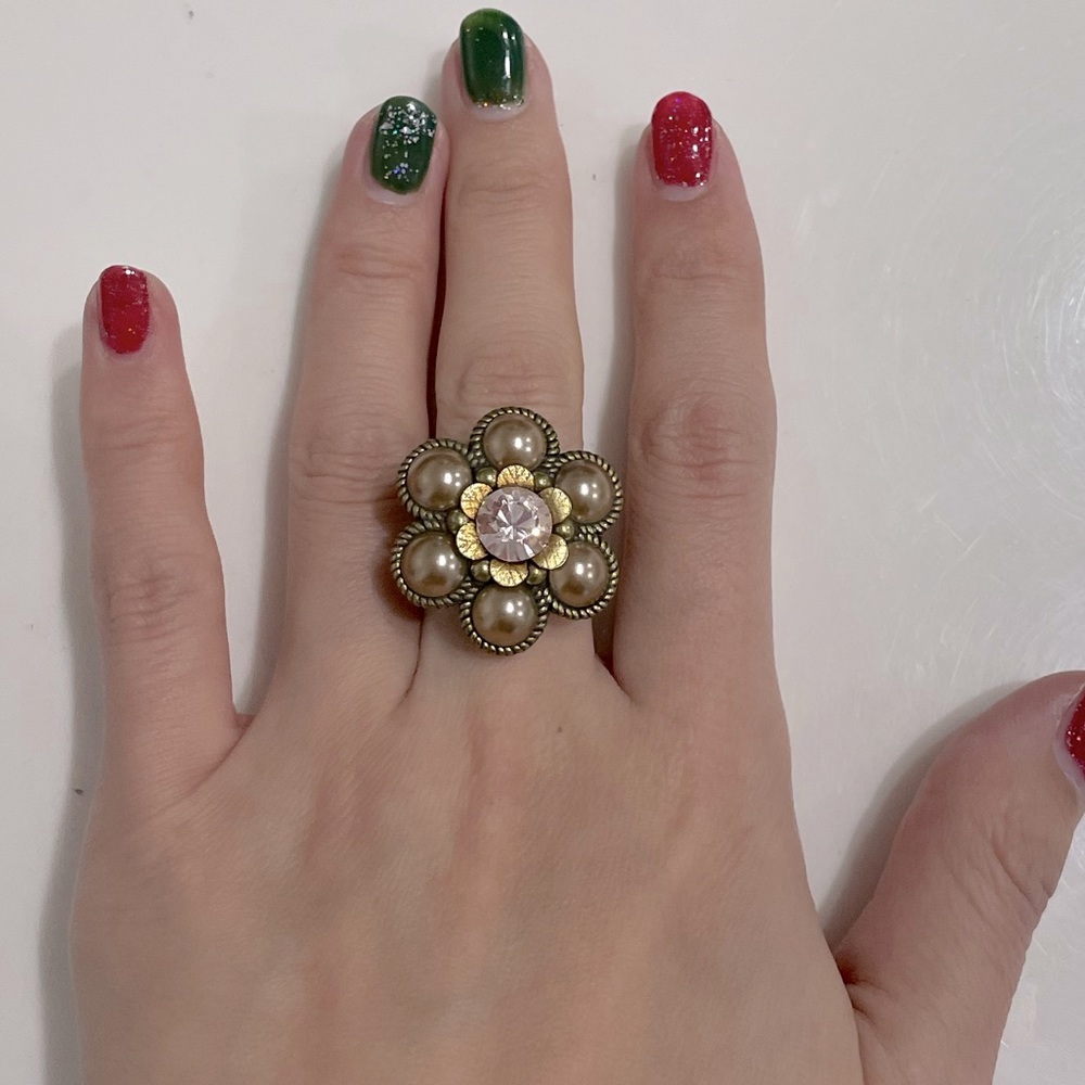 Michal Negrin ring